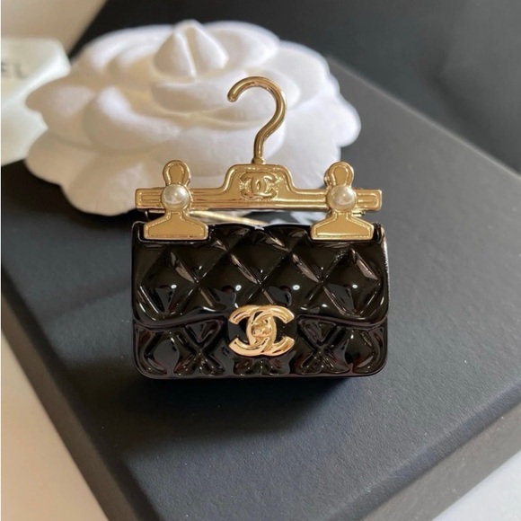 CHANEL Quilted Black and Gold Mini Bag Brooch - Picture 1 of 7